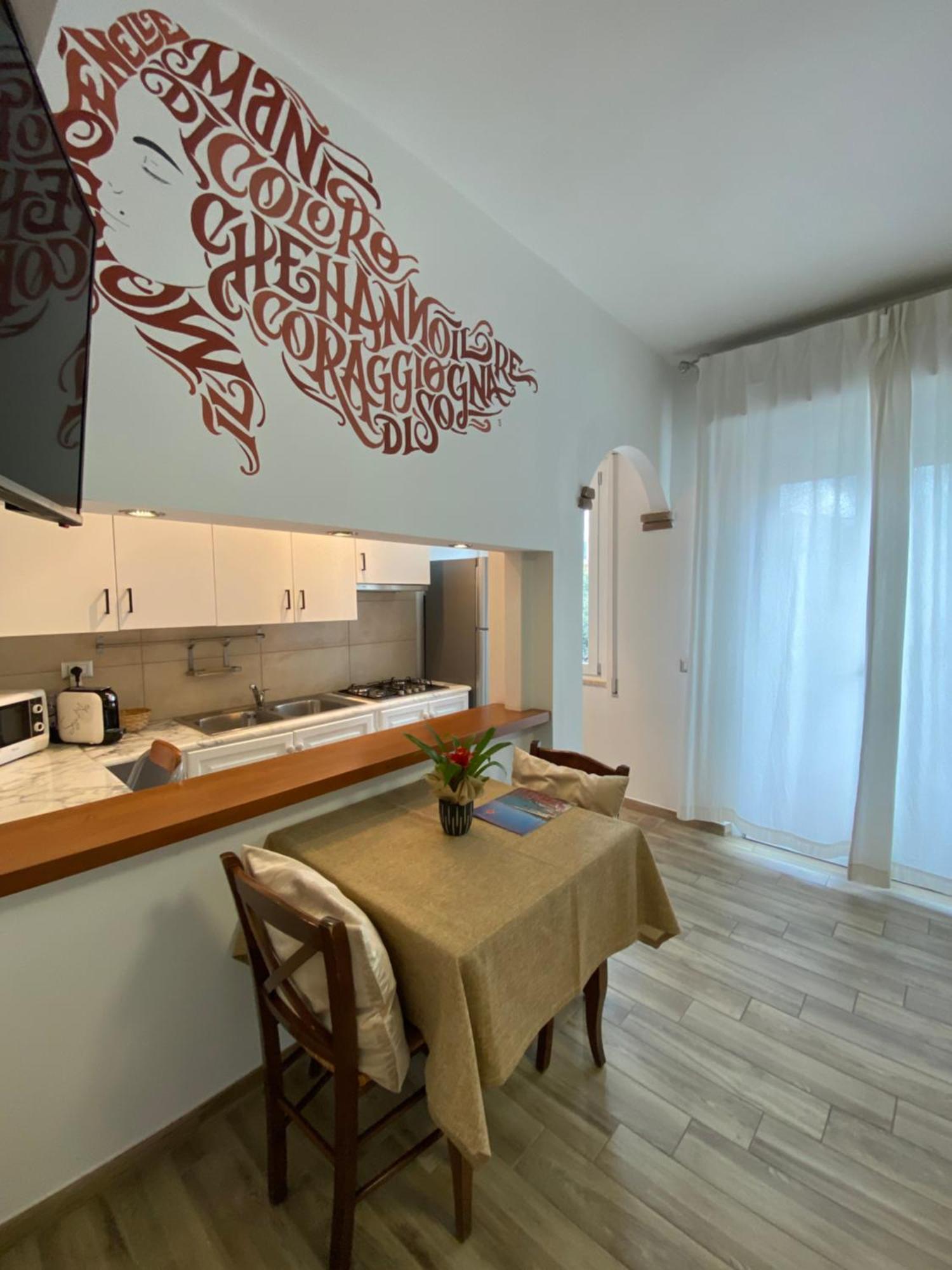 Locanda Degli Artisti Tortolì المظهر الخارجي الصورة
