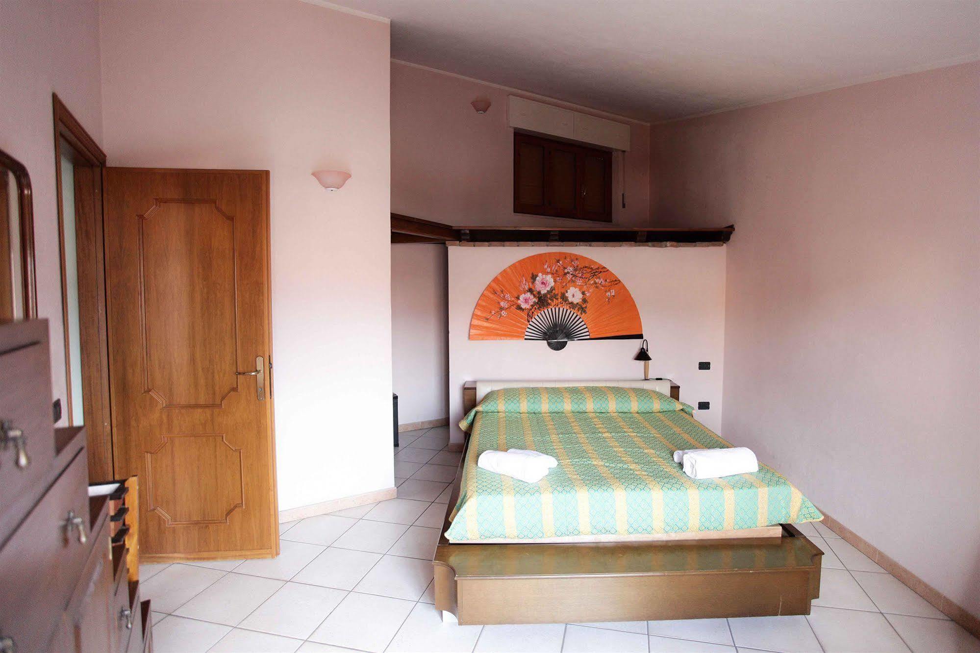 Locanda Degli Artisti Tortolì المظهر الخارجي الصورة